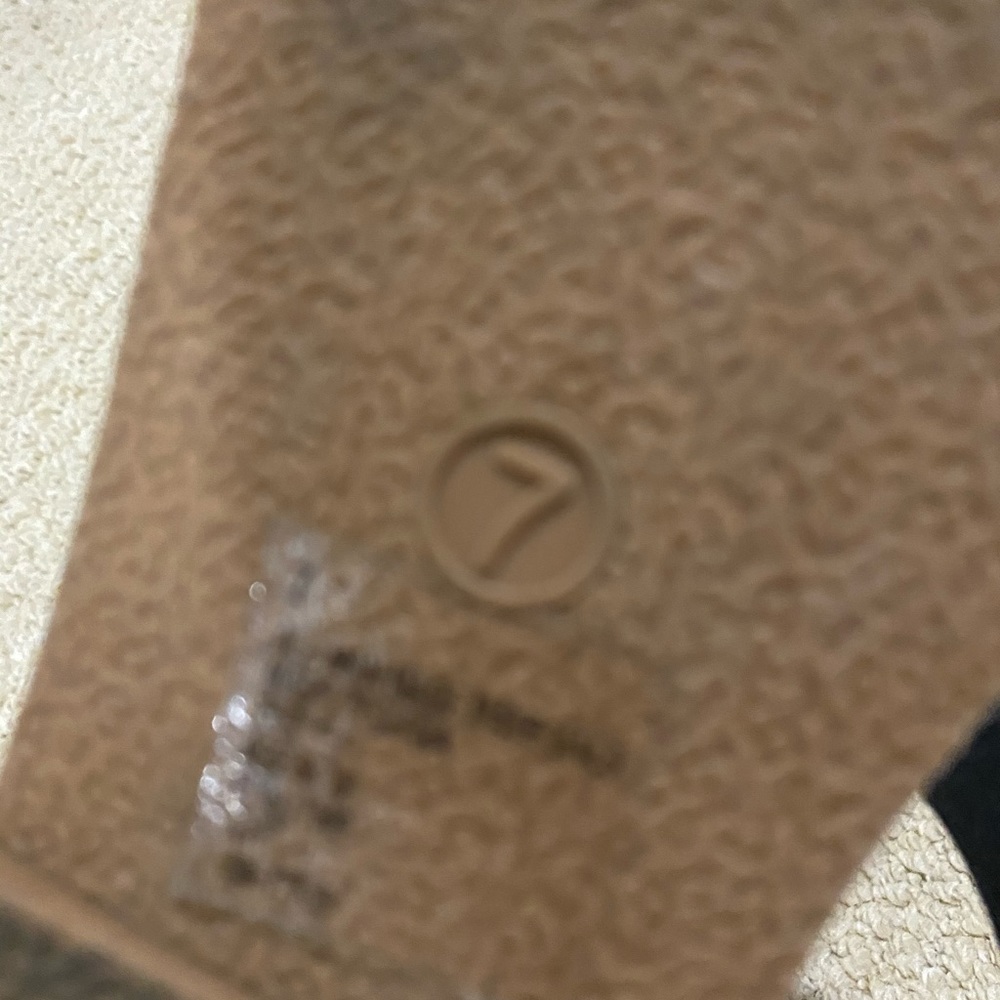 Sandals - Picture 3 of 3